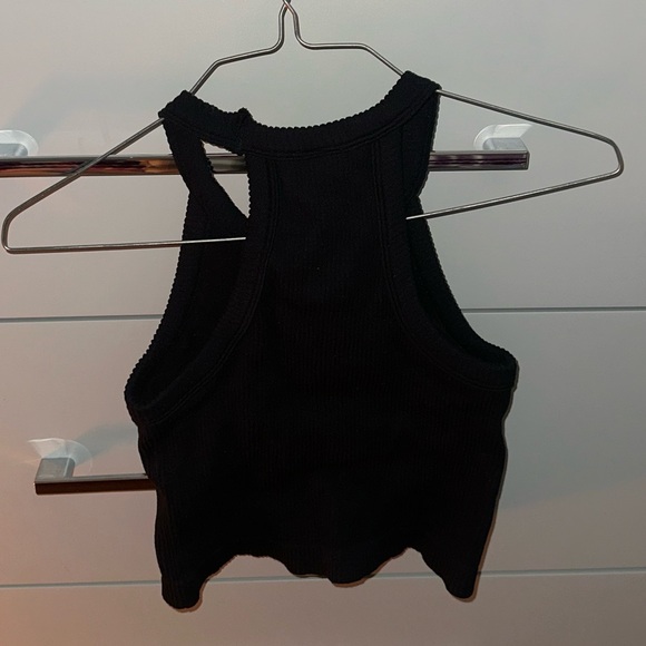 black crop top - Picture 3 of 5